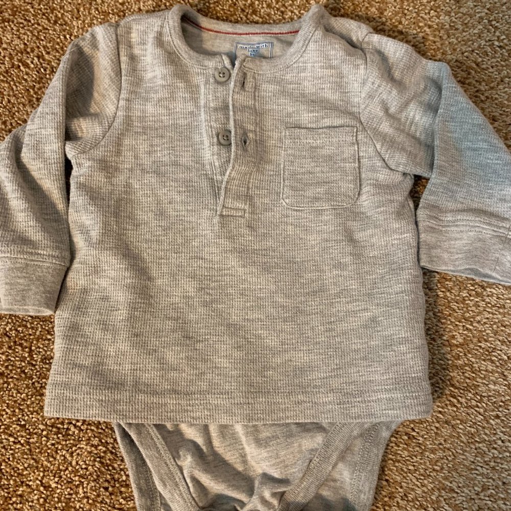 Made with love by Place grey long sleeve onesie 9-12M